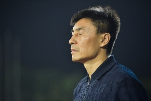 国足前队长李玮锋将走进青海,参加“援青杯”足球交流活动