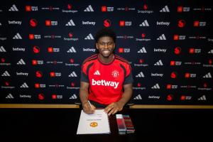 内维尔:巴莱巴很有实力,我在想他和桑托斯的搭档能否固定下来